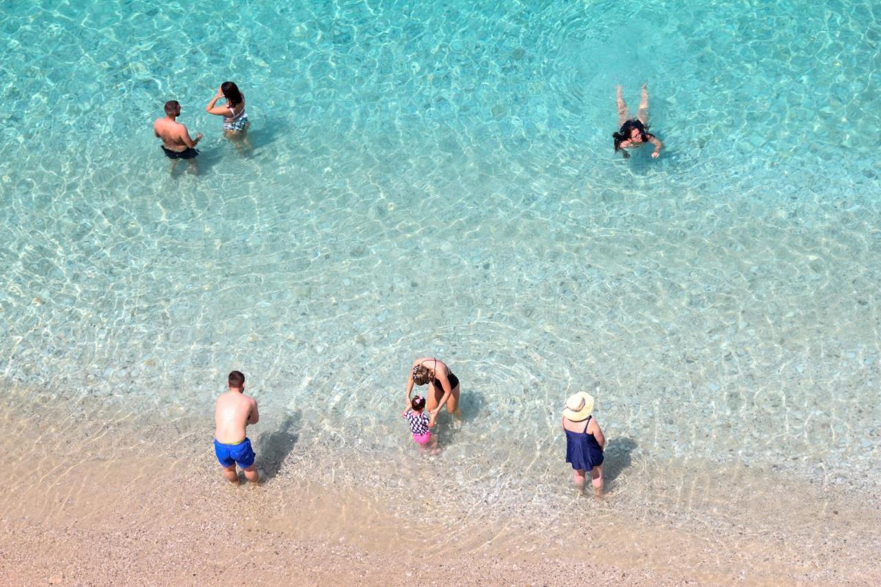 Hotel Nimfa Vlorë Buitenkant foto