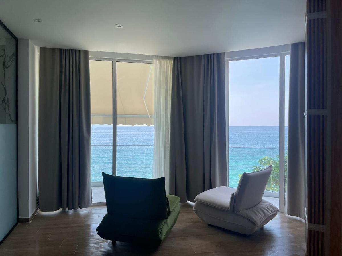 Hotel Nimfa Vlorë Buitenkant foto