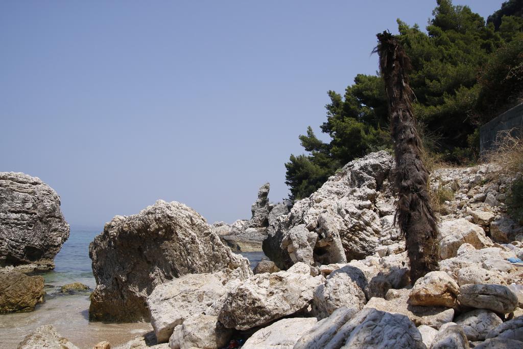 Hotel Nimfa Vlorë Buitenkant foto