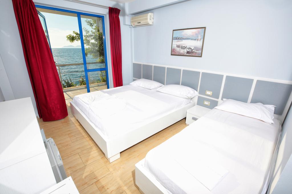 Hotel Nimfa Vlorë Buitenkant foto