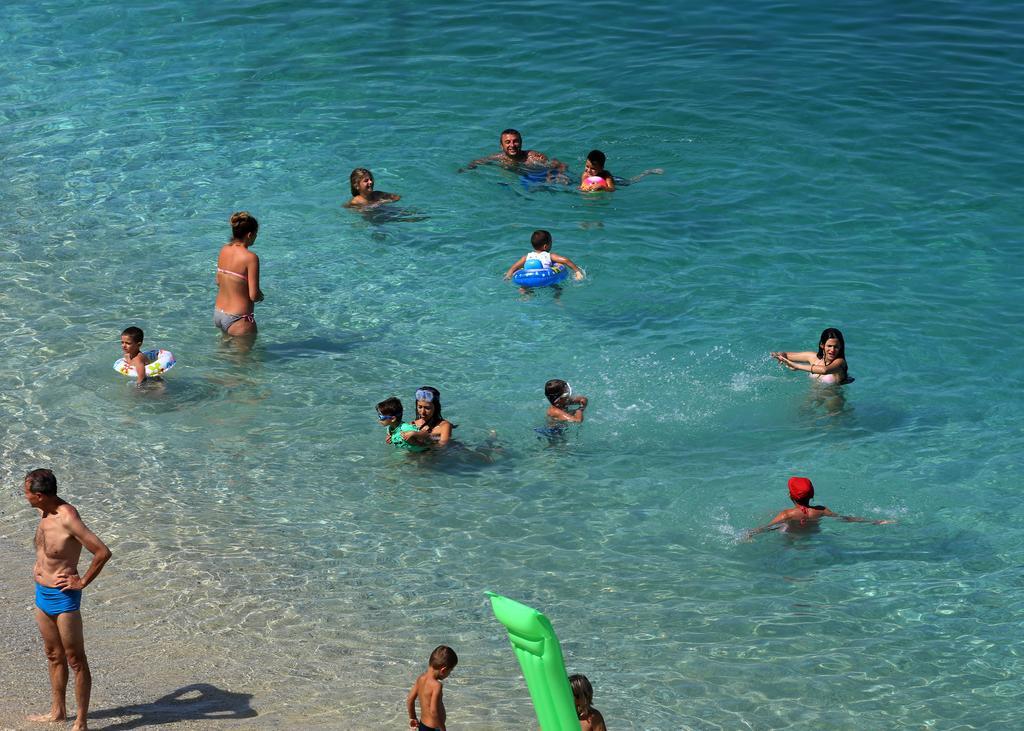Hotel Nimfa Vlorë Buitenkant foto